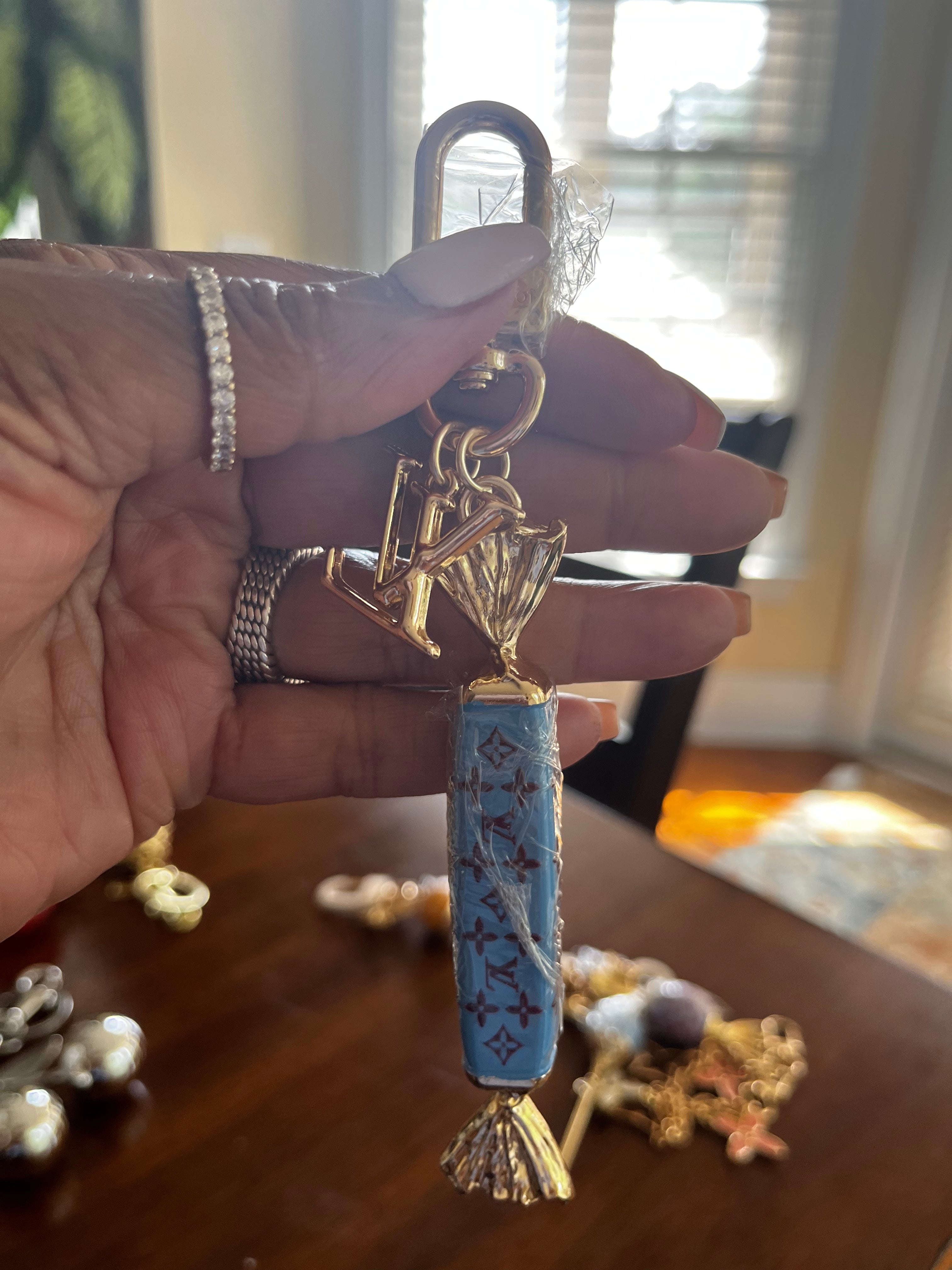 LV SWEETS CHARM BLUE